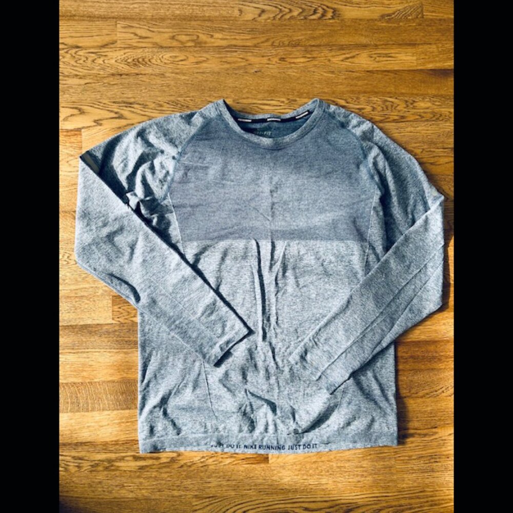 EUC Nike Dri-Fit Running Long Sleeve Shirt - Lt Blue - X-Large